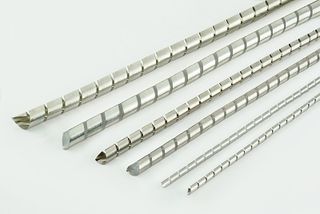 スパイラル スプリング ガスケット | 日本コネクト工業株式会社 - JC